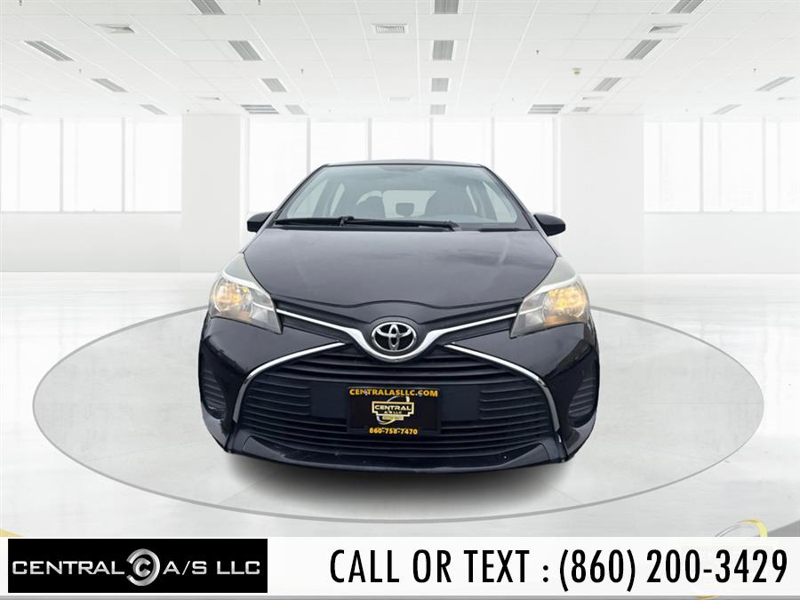 2015 Toyota Yaris LE 5-Door Liftback AT's photo