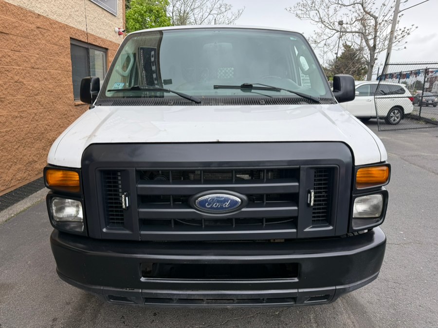 2013 Ford E-Series E-150 Van's photo