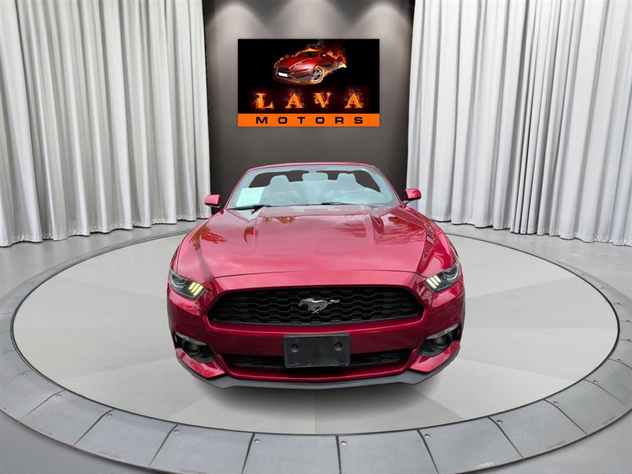 2016 Ford Mustang EcoBoost Convertible Premium's photo