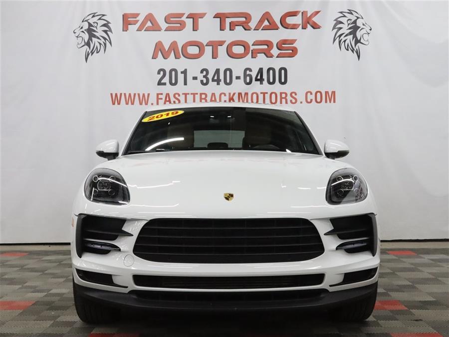 2019 Porsche Macan -'s photo