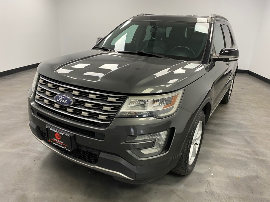 2017 Ford Explorer XLT 4WD's photo