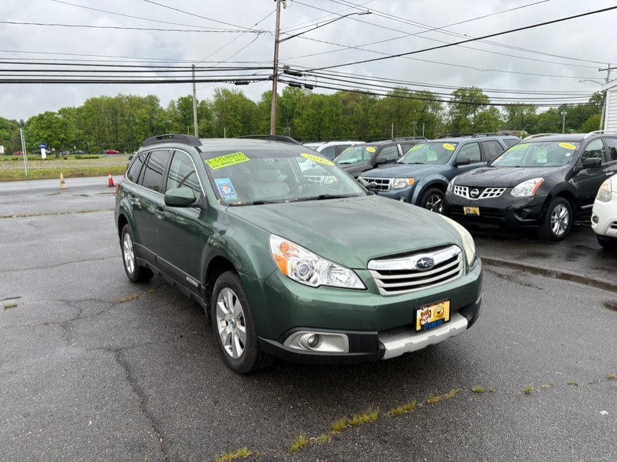 2012 Subaru Outback 4dr Wgn H6 Auto 3.6R Limited, available for sale in East Windsor, Connecticut | CT Car Co LLC. East Windsor, Connecticut