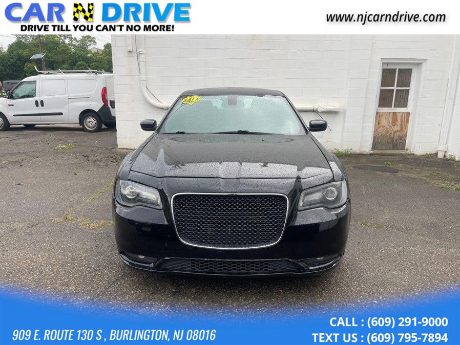2016 Chrysler 300 S's photo