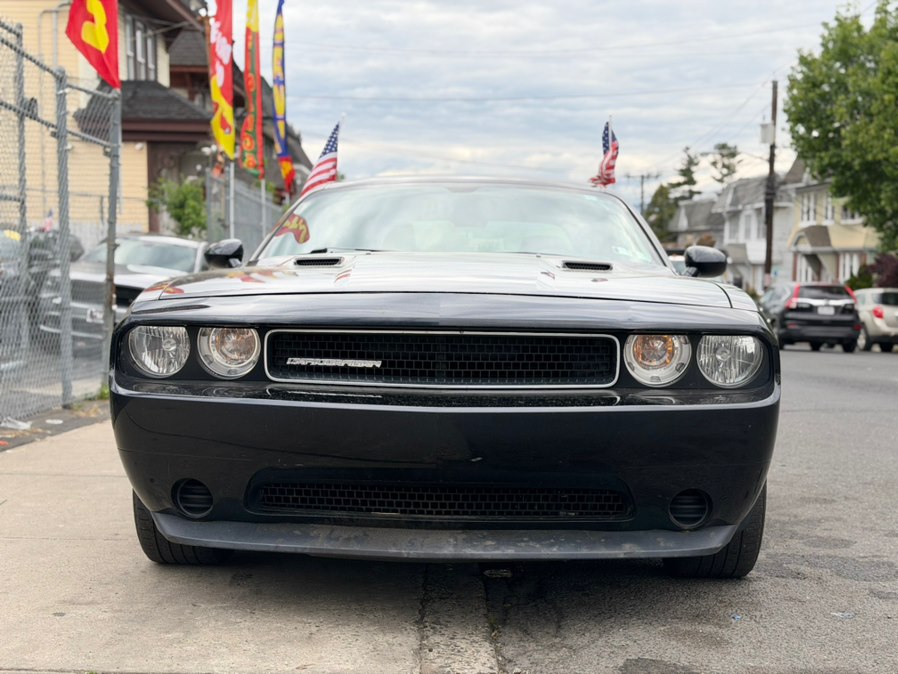 2012 Dodge Challenger SXT's photo