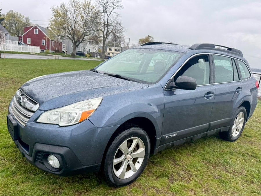 2014 Subaru Outback 4dr Wgn H4 Auto 2.5i, available for sale in Salem, Massachusetts | Dave Franks Auto Sales. Salem, Massachusetts