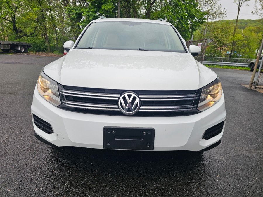 2017 Volkswagen Tiguan 2.0T Wolfsburg Edition 4Motion's photo