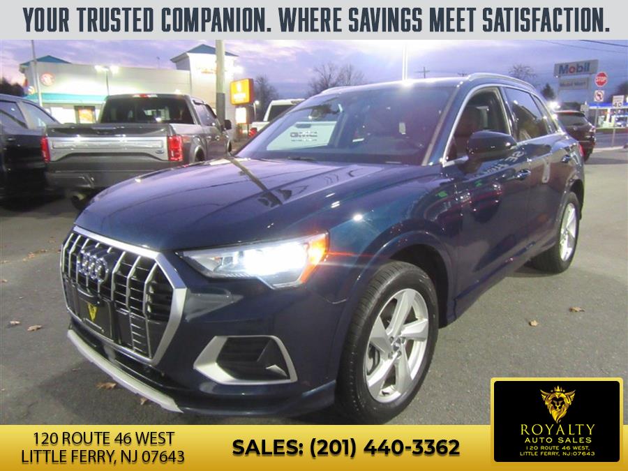 2019 Audi Q3 45 TFSI Premium quattro's photo