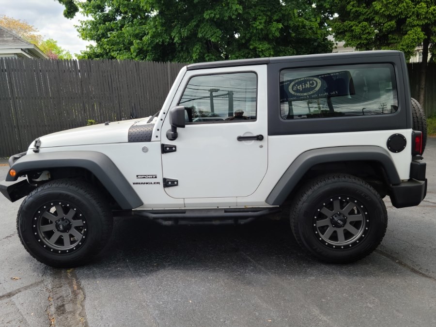 2013 Jeep Wrangler Sport's photo