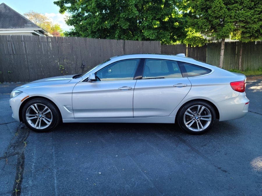 2018 BMW 3 Series 330i xDrive Gran Turismo's photo