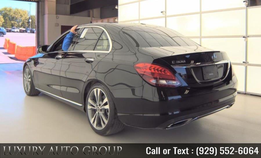 2018 Mercedes-Benz C-Class C300's photo
