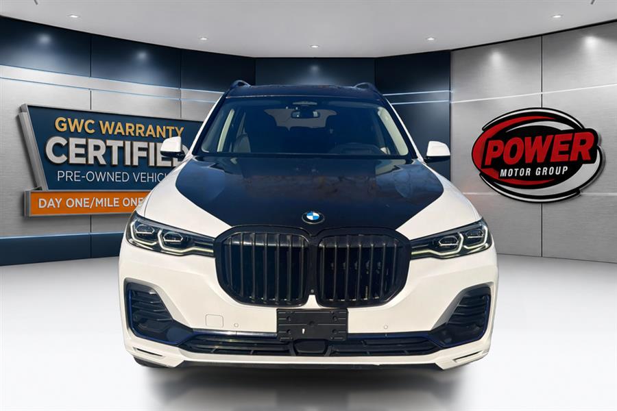 2022 BMW X7 xDrive40i's photo