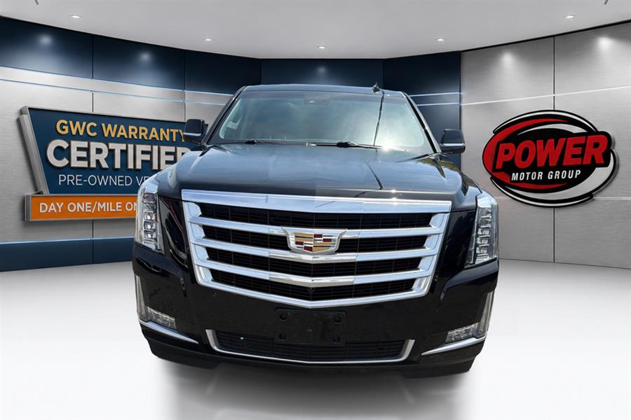 2017 Cadillac Escalade AWD Luxury's photo