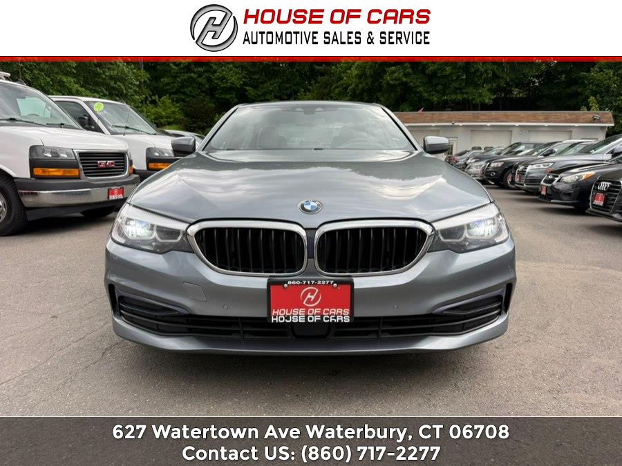 2019 BMW 5 Series 530i xDrive Sedan's photo