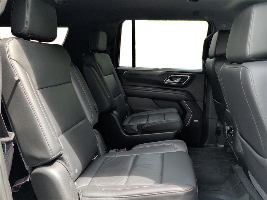 2021 Chevrolet Suburban LT - Photo 24