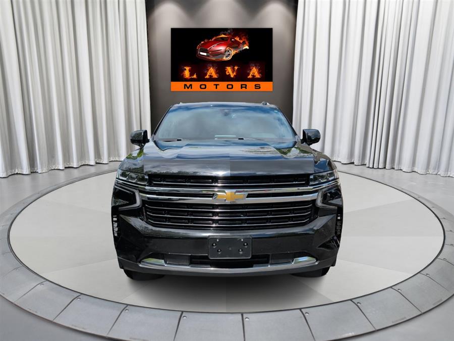 2021 Chevrolet Suburban 4WD 1500 LT's photo