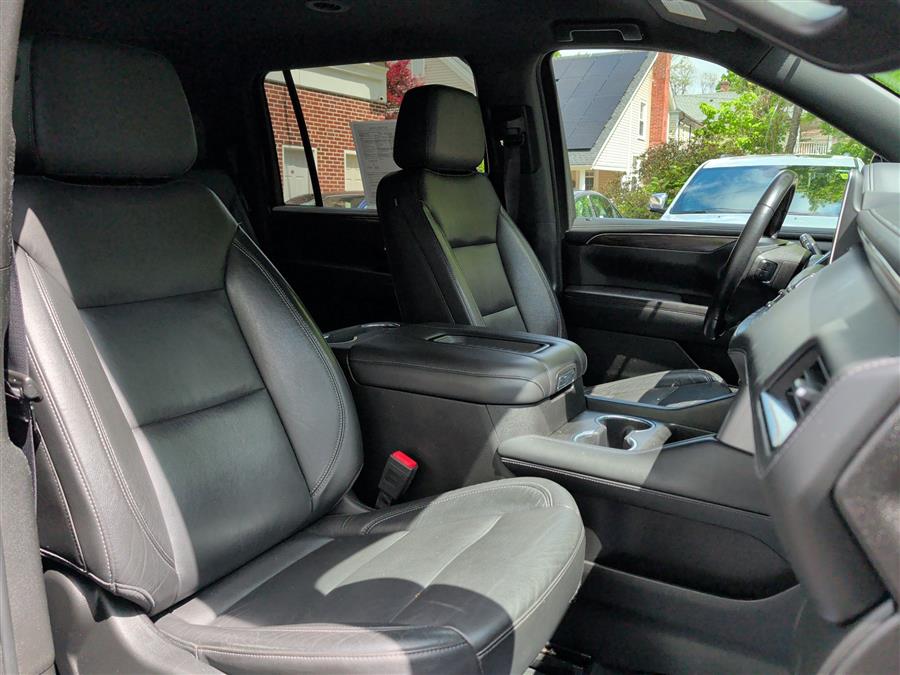 2021 Chevrolet Suburban LT - Photo 35