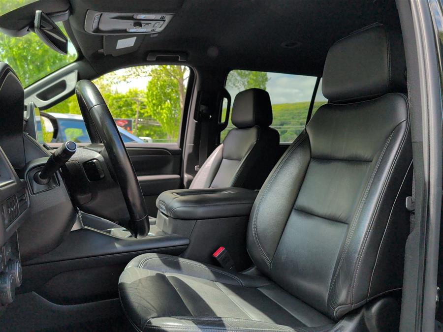 2021 Chevrolet Suburban LT - Photo 47