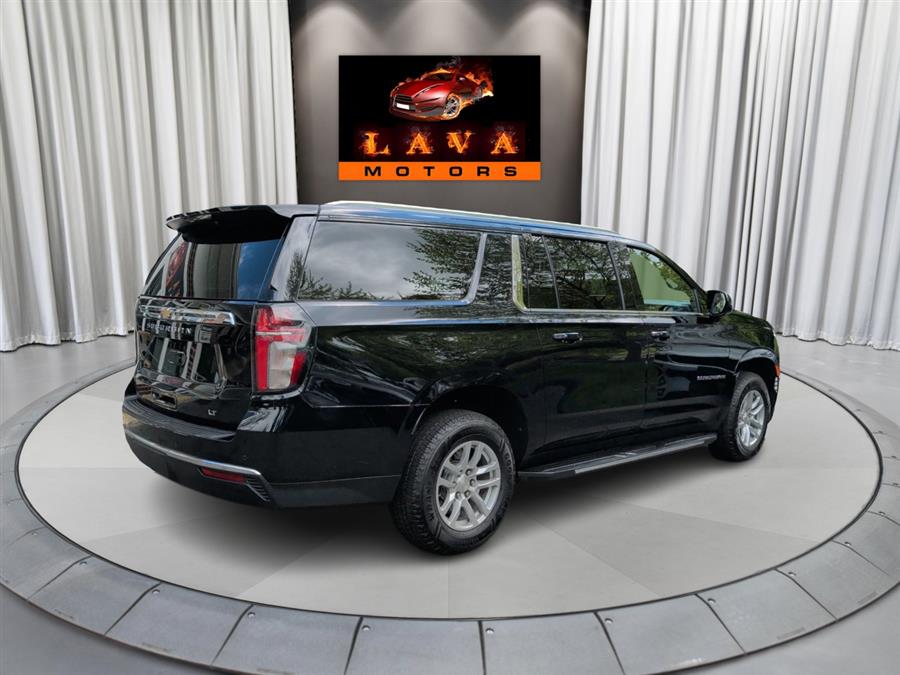 2021 Chevrolet Suburban LT - Photo 6