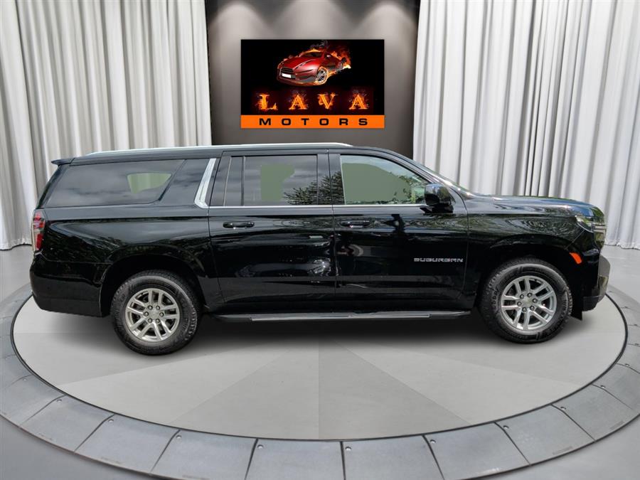 2021 Chevrolet Suburban LT - Photo 7