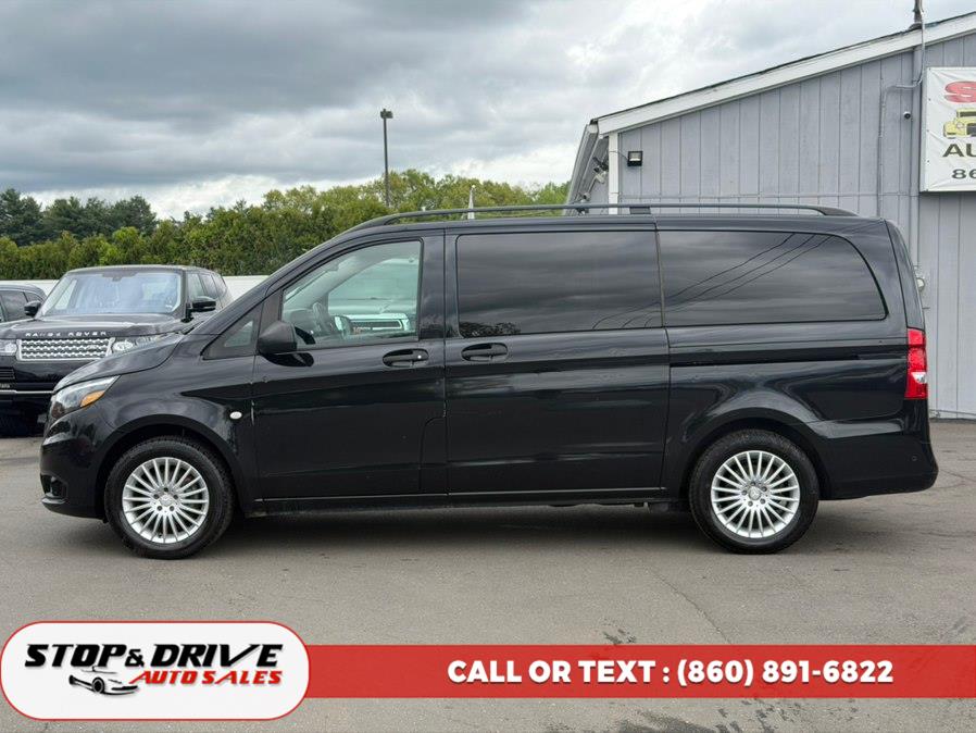 2017 Mercedes-Benz Metris -'s photo