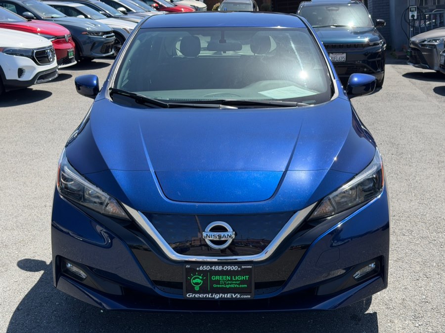2018 Nissan Leaf SV's photo