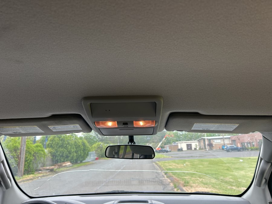 2014 Nissan Frontier SV - Photo 30