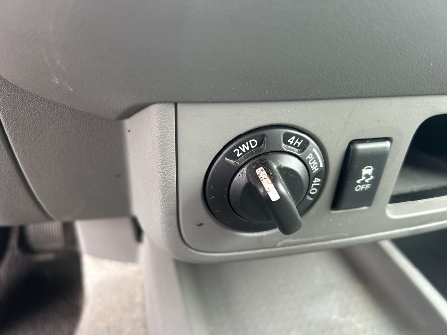 2014 Nissan Frontier SV - Photo 48
