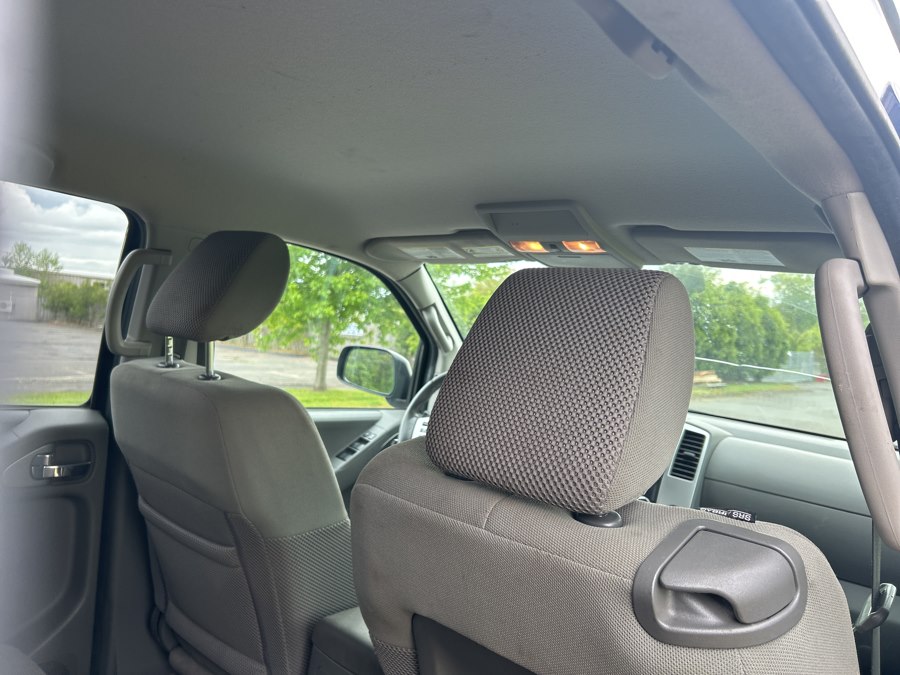 2014 Nissan Frontier SV - Photo 28