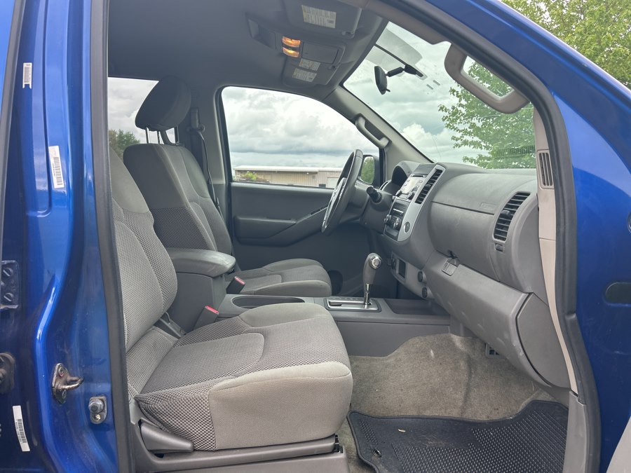 2014 Nissan Frontier SV - Photo 21