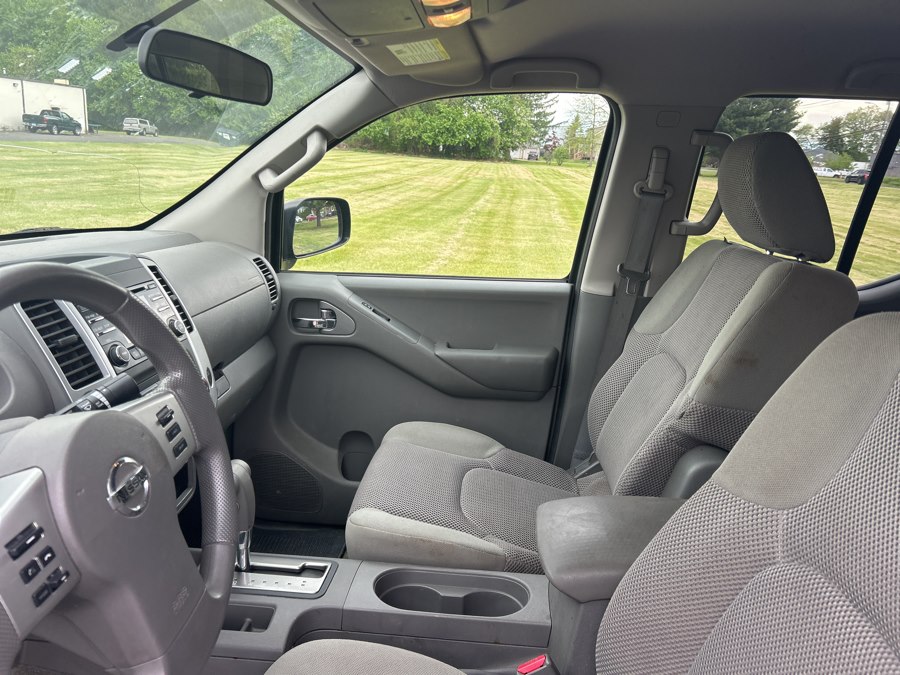2014 Nissan Frontier SV - Photo 41