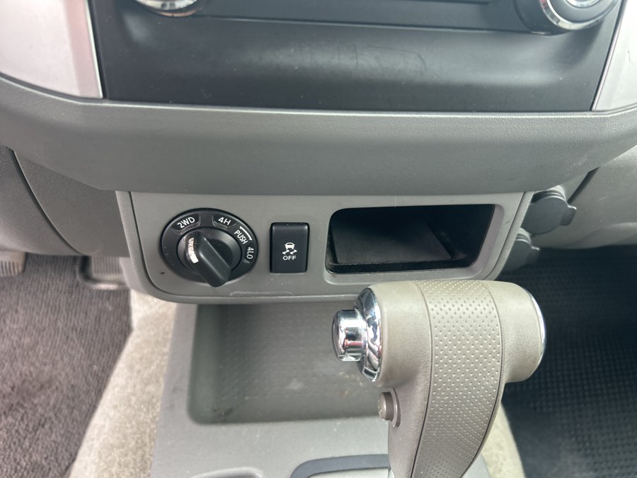 2014 Nissan Frontier SV - Photo 44