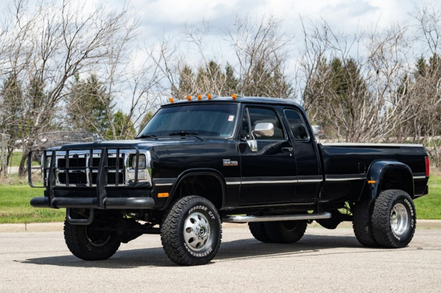 1993 Dodge W-Series's photo