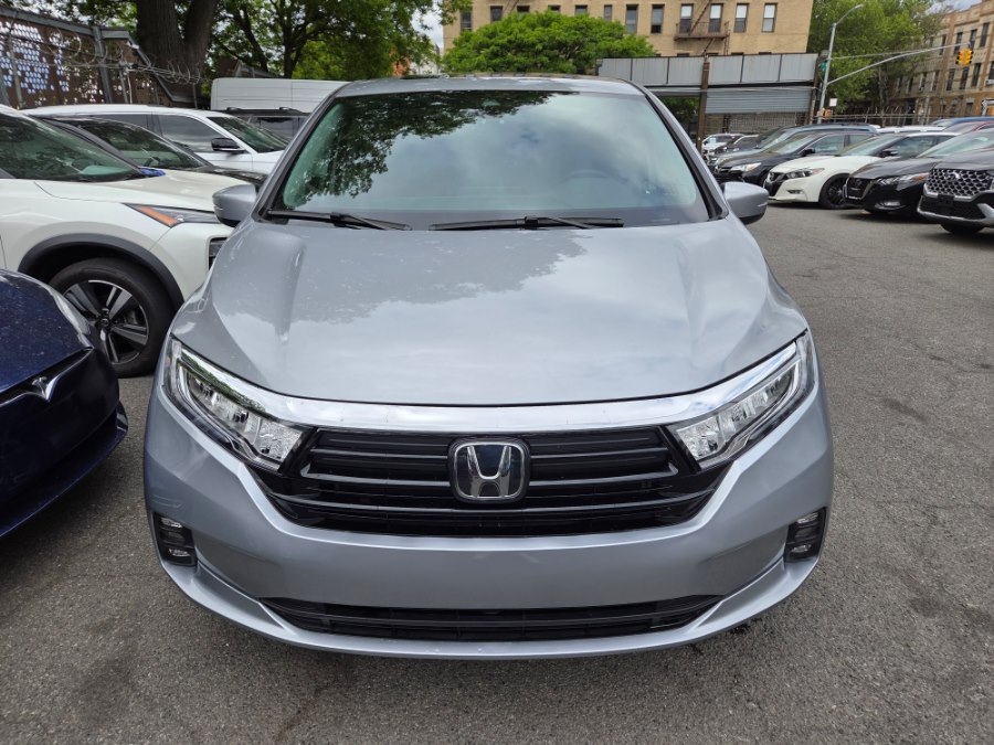 2024 Honda Odyssey EX-L's photo