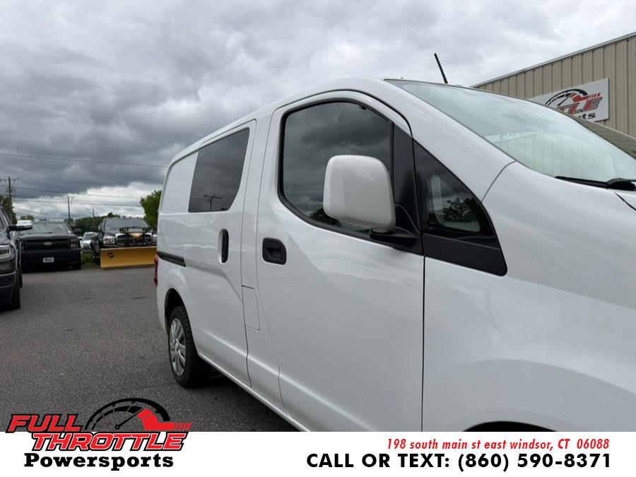 2020 Nissan NV200 SV's photo