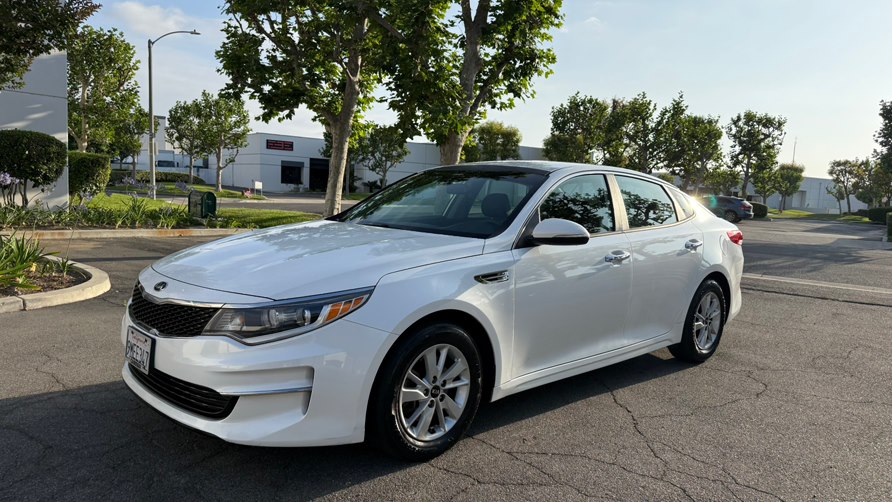 2016 Kia Optima LX AT's photo