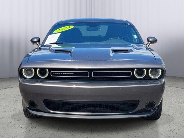 2023 Dodge Challenger SXT Auto's photo