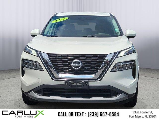 2023 Nissan Rogue SV FWD's photo
