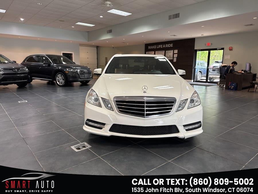 2013 Mercedes-Benz E-Class's photo