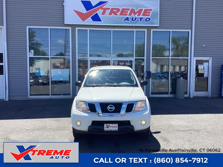 2014 Nissan Frontier 4.0 SV Crew Cab 4X4 AT SWB's photo
