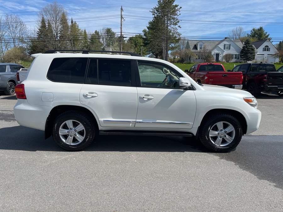 2014 Toyota Land Cruiser -'s photo