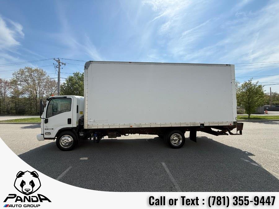 2017 Isuzu NRR's photo