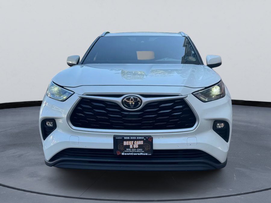 2021 Toyota Highlander XLE 4x4 V6's photo