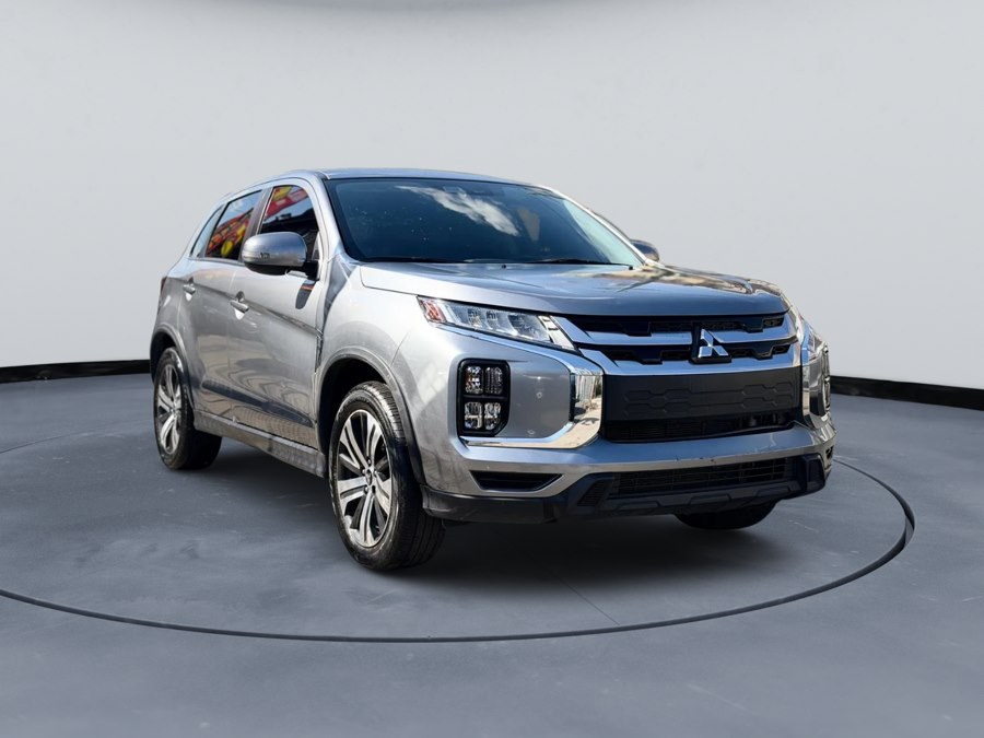 2023 Mitsubishi Outlander Sport 2.0 SE AWC CVT's photo