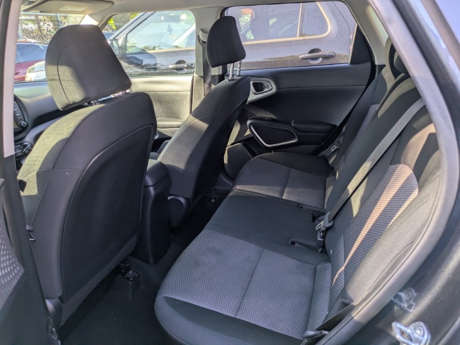 2025 Kia Soul 2.0L LX IVT's photo