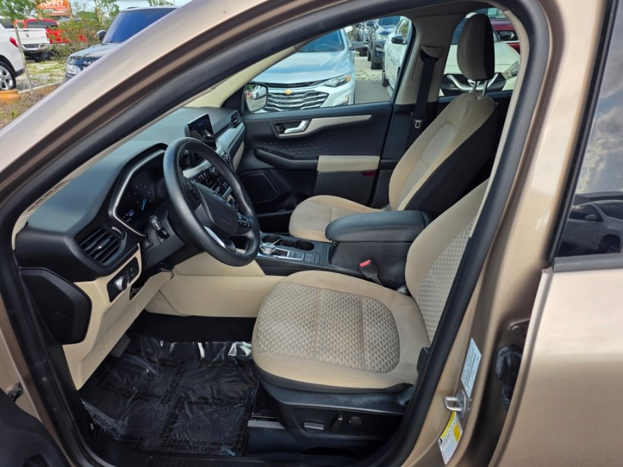 2020 Ford Escape SE - Photo 8