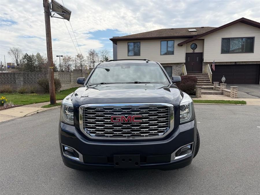 2018 GMC Yukon 4WD Denali's photo