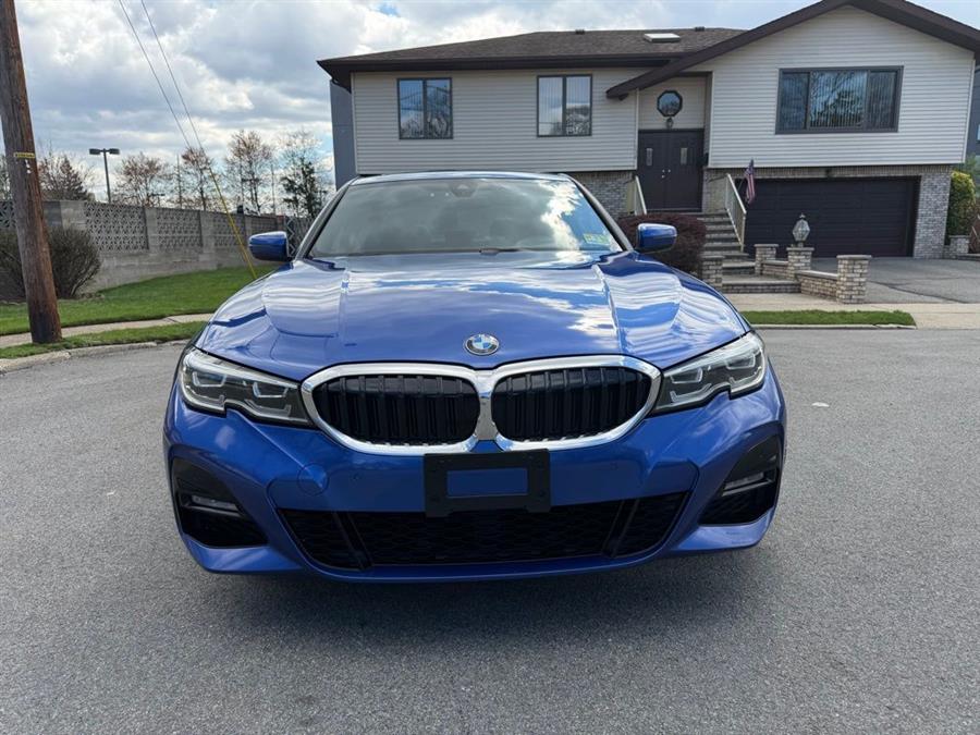 2019 BMW 3 Series 330i xDrive Sedan's photo