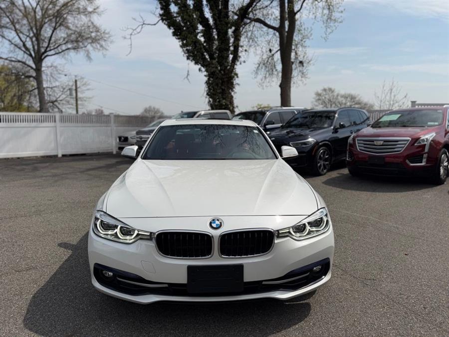 2018 BMW 3 Series 330i xDrive Sedan's photo