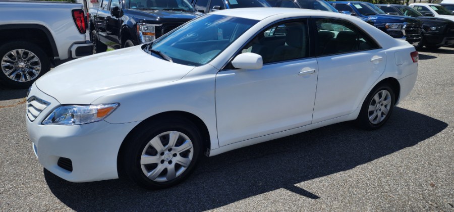 2011 Toyota Camry 2.5 Auto LE's photo