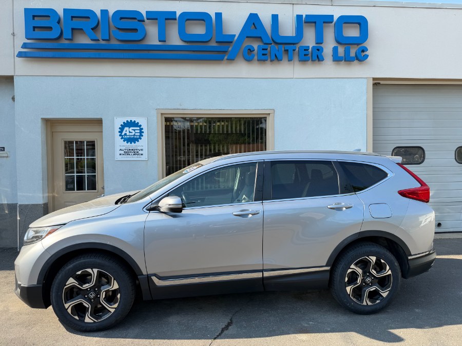 2017 Honda CR-V Touring AWD's photo
